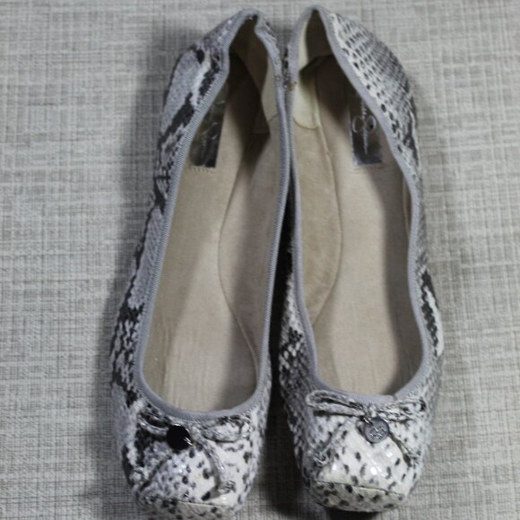 Jessica Simpson Manie Women's Size 10 Grey Snakeskin Ballet-style Flats - NWOT - Picture 2 of 6